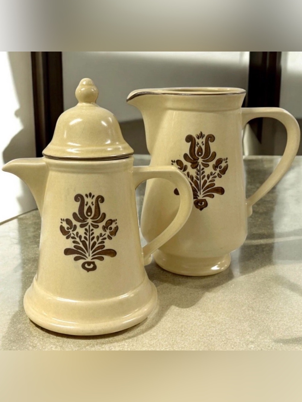 Pfaltzgraff Village Coffee Pot w/Lid & Creamer Pitcher Set USA Stoneware